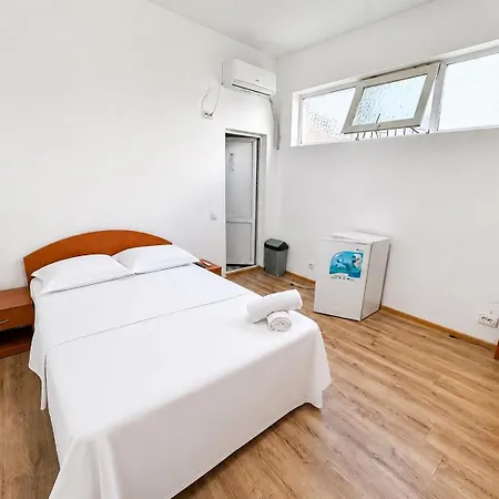 De Inchiriat Sined Guest house